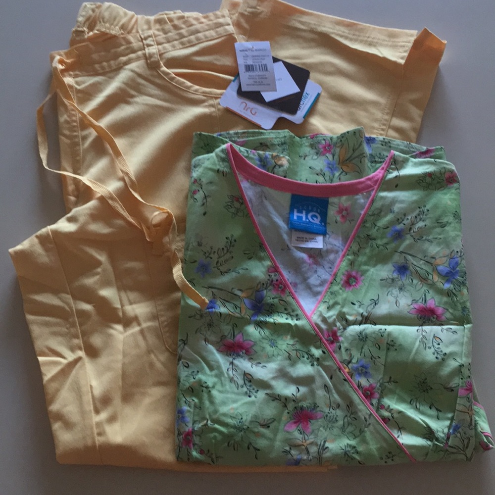 XS Medical Scrub Set